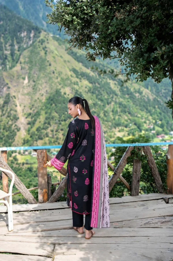 Zesh Airjet Printed Khaddar 3PC | Zesh Airjet | SGO-ZA06 - Image 4
