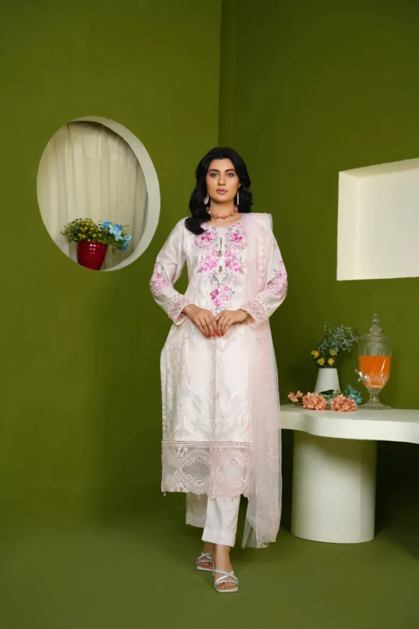 Sobia Nazir Cambric Embroidered 3PC | Sobia Nazir | SGO-CE01